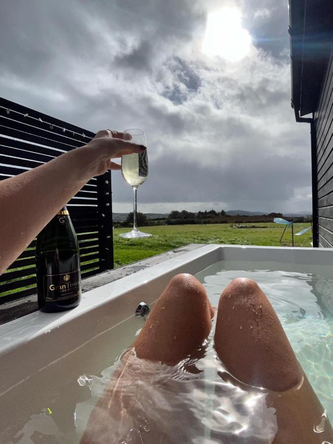 Wild Hideaways Luxury Lodges And Eco Spa Bantry Exterior foto